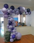 Organic balloon garland purple lilac silver